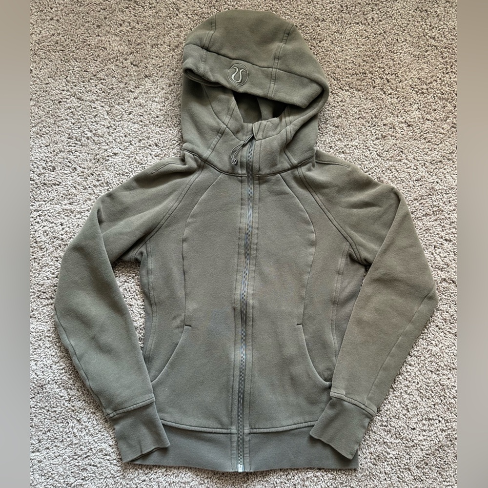 Lululemon scuba hoodie size 4